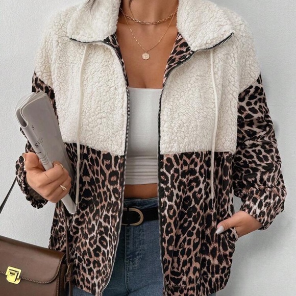 SHEIN Tops - SHEIN Women’s Leopard Print Sherpa Jacket